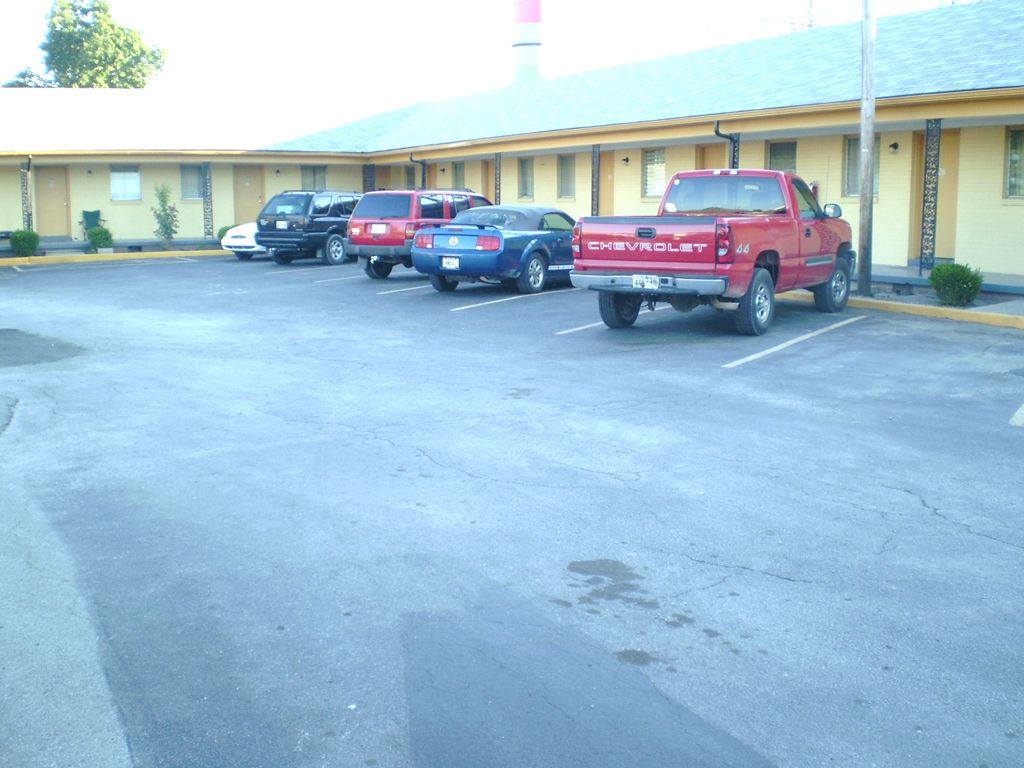 Sunrise Inn - Brownsville Exteriör bild